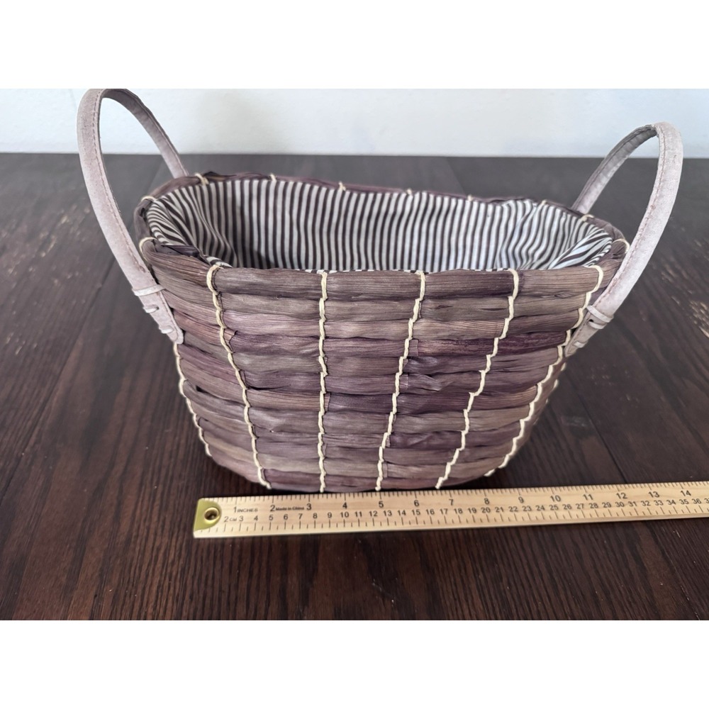 Small Wicker Basket with Fabric Liner & Handles Decorative Storage Basket Brown - Picture 6 of 7
